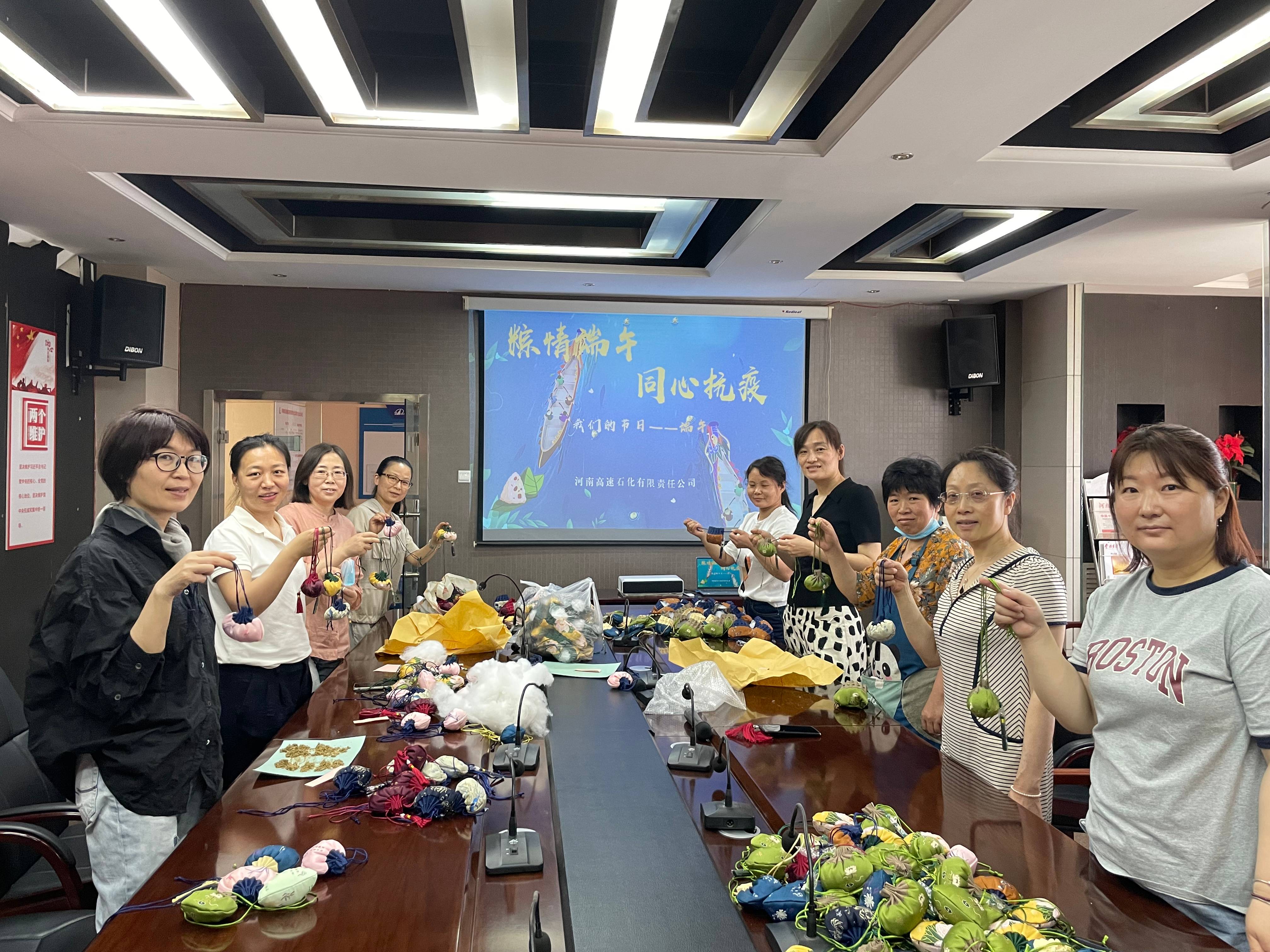 石化.jpg 石化.jpg